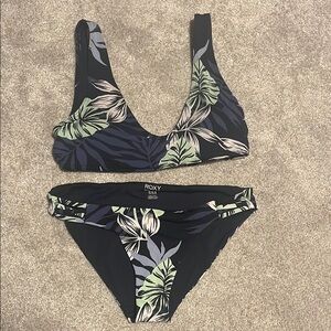 Roxy Women's Tropical Print Bikini Set - Navy and Green